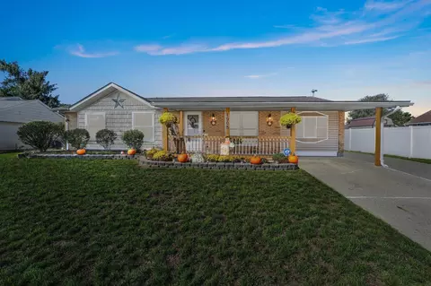 1905 Cheyenne Dr, Circleville, OH 43113