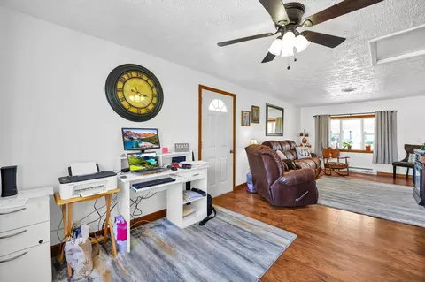 1905 Cheyenne Dr, Circleville, OH 43113 photo 8