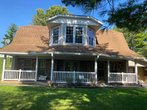 207 N 2nd St, Frankfort, OH 45628