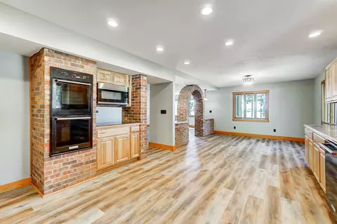 Kitchen - 632 Bowman Rd, Springfield, OH 45505 photo 3 of 5