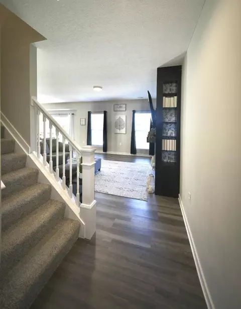 253 Lenell Lp, Delaware, OH 43015 photo 4