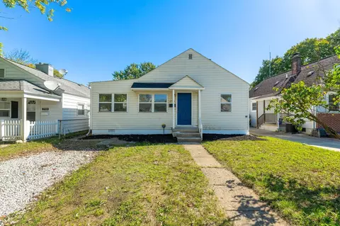 2904 Hiawatha St, Columbus, OH 43224