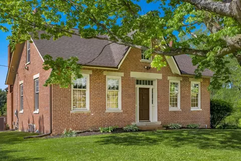 7201 Wright Rd, Canal Winchester, OH 43110