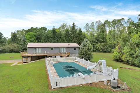 Exterior - 12148 Middlefork Rd, Amanda, OH 43102 photo 7 of 16