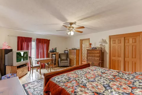 Bedroom - 12148 Middlefork Rd, Amanda, OH 43102 photo 5 of 5