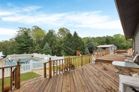 Exterior - 12148 Middlefork Rd, Amanda, OH 43102 photo 5 of 16