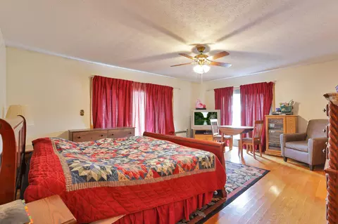 Bedroom - 12148 Middlefork Rd, Amanda, OH 43102 photo 3 of 5