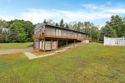 Exterior - 12148 Middlefork Rd, Amanda, OH 43102 photo 9 of 16