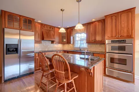 Kitchen - 550 Willow Ln, Circleville, OH 43113 photo 5 of 5