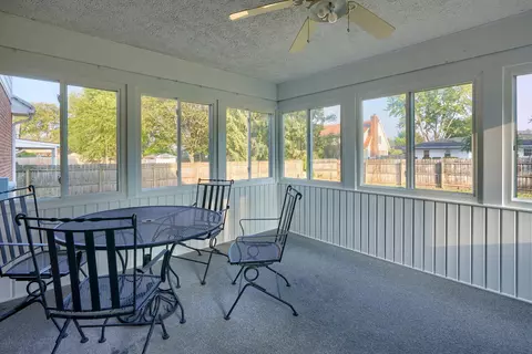 Exterior - 550 Willow Ln, Circleville, OH 43113 photo 9 of 14
