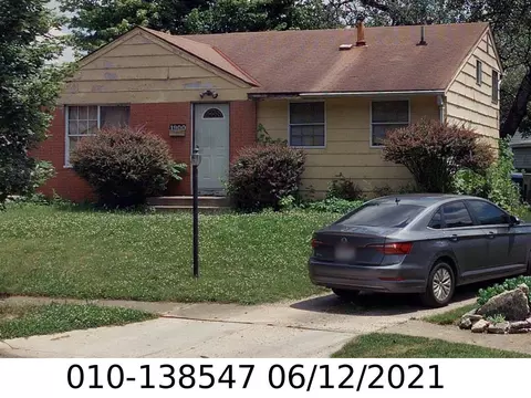 1900 Kirkbridge Ct, Columbus, OH 43227