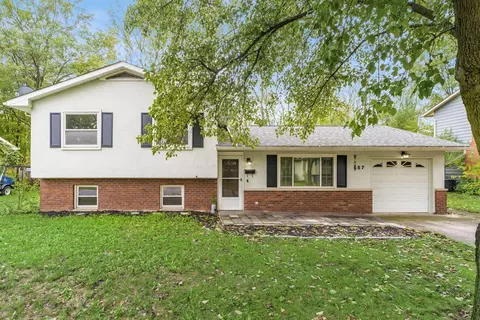 557 Illinois Ct, Westerville, OH 43081