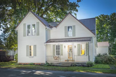 106 E Ross St, Danville, OH 43014