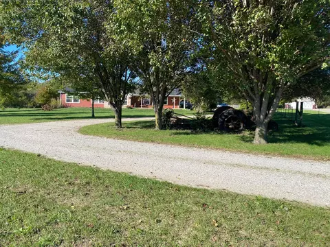 14225 Us Highway 62 NE, Mount Sterling, OH 43143