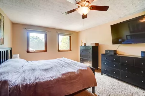 Bedroom - 2204 Stratingham Dr, Dublin, OH 43016 photo 3 of 12