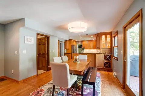 Dining - 2204 Stratingham Dr, Dublin, OH 43016 photo 1 of 3
