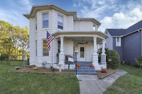 127 Park Pl, Circleville, OH 43113
