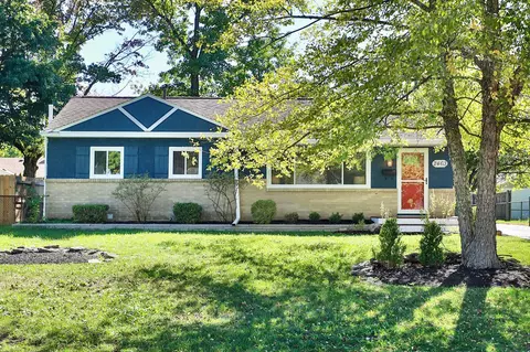 2463 Woodstock Rd, Columbus, OH 43221