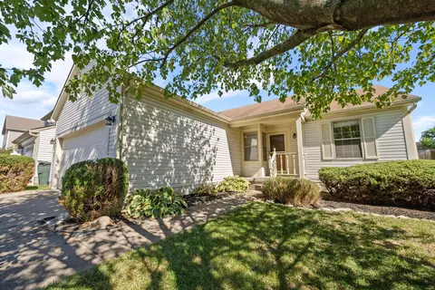 480 Candleglow Rd, Blacklick, OH 43004