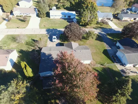 View/Area - 23 Simons Ave, Fredericktown, OH 43019 photo 2 of 6