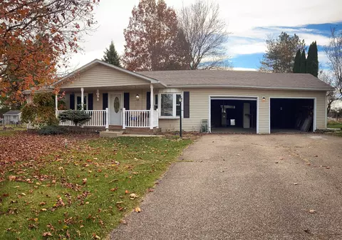 Exterior - 23 Simons Ave, Fredericktown, OH 43019 photo 14 of 15