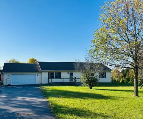 3276 Harper Rd, Mechanicsburg, OH 43044