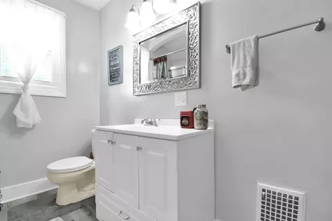563 Maple St, Mansfield, OH 44906 photo 17
