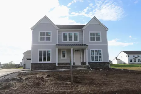 1608 Maple Heights Dr, Delaware, OH 43015