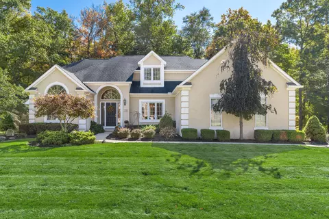 5358 Lake Shore Ave, Westerville, OH 43082