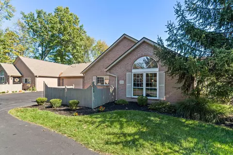 6068 Warbling Ln #28, Westerville, OH 43081