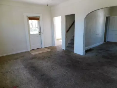 836 E Main St, Newark, OH 43055 photo 3