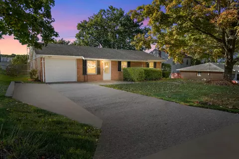 6 Eastmoor Dr, Mount Vernon, OH 43050