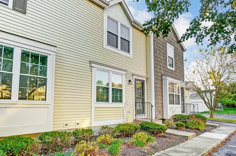 5135 Singleton Dr #42C, Hilliard, OH 43026