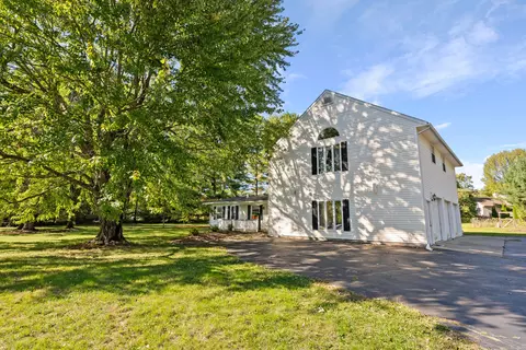 244 Blacks Rd, Pataskala, OH 43062