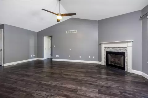 Living - 3194 Andy Ter, Columbus, OH 43223 photo 2 of 5