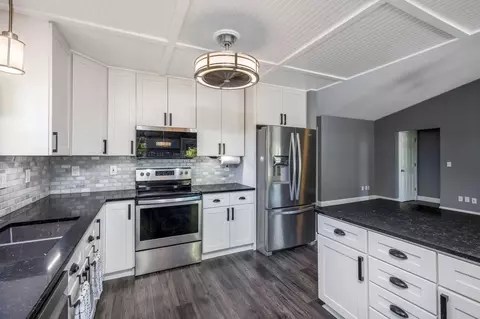 Kitchen - 3194 Andy Ter, Columbus, OH 43223 photo 2 of 3