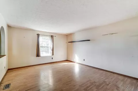 4714 Harbinger Cir E, Columbus, OH 43213 photo 6