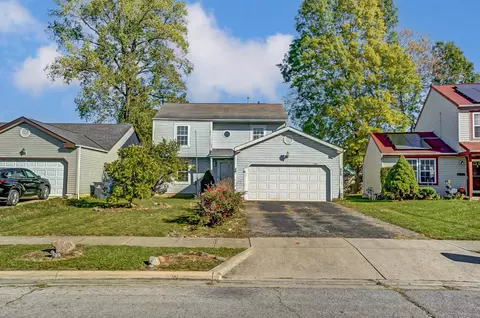 4714 Harbinger Cir E, Columbus, OH 43213
