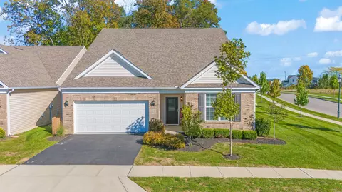 688 Bodkin Ln, Galena, OH 43021