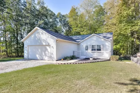 15819 King Rd, Howard, OH 43028