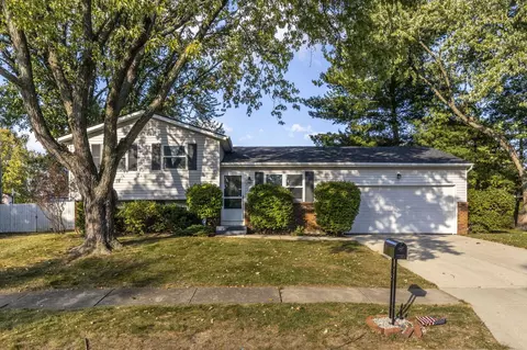 1944 Coghill Dr, Columbus, OH 43229