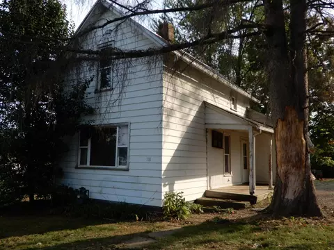 710 Smith St, Mount Vernon, OH 43050