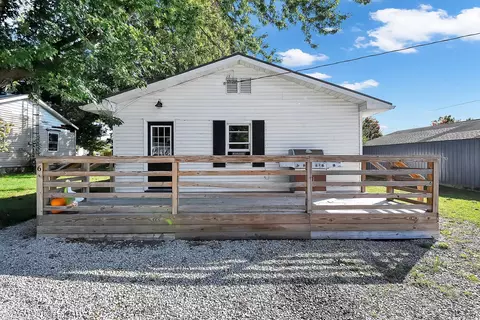 6 Linwood St, Danville, OH 43014