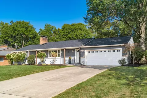 470 E Schreyer Pl, Columbus, OH 43214