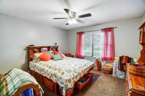Bedroom - 101 Castleton Ct, Pataskala, OH 43062 photo 3 of 6