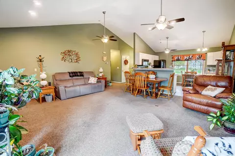 Other - 101 Castleton Ct, Pataskala, OH 43062 photo 3 of 6