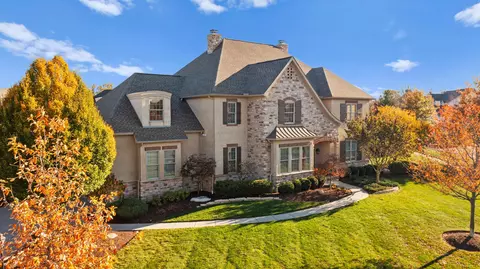 7951 Dennison Ct, Dublin, OH 43017