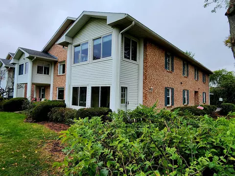 321 Dice Dr #A, Washington Court House, OH 43160