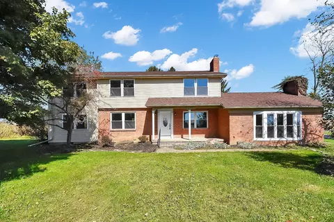 13061 Montgomery Rd, Fredericktown, OH 43019