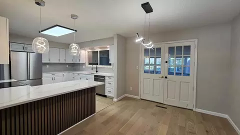 2237 Waldorf Rd, Columbus, OH 43229